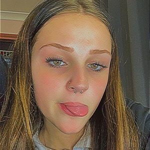 Meet your Posher, Annabel